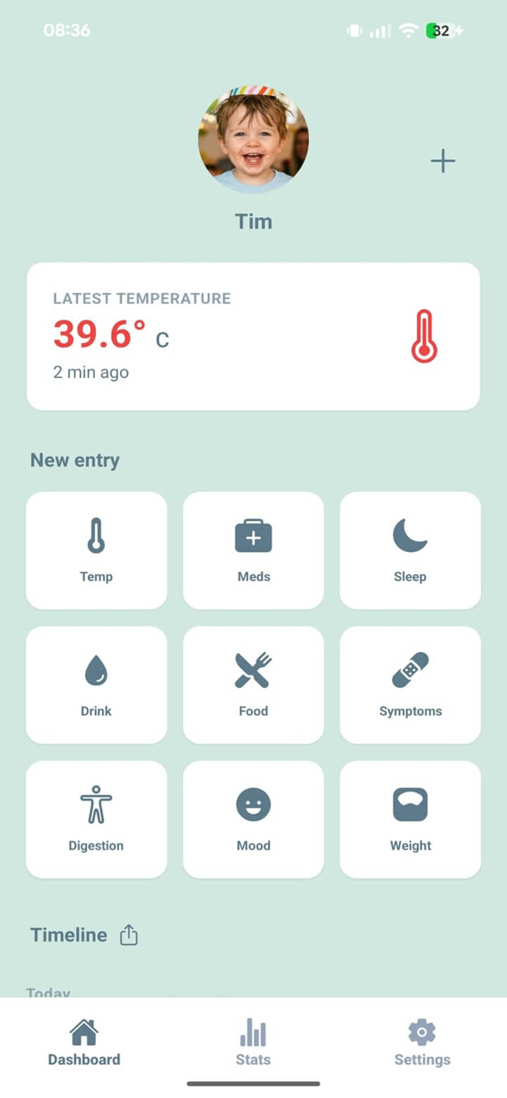 Mona App – Symptom diary overview with fever tracker and medication log